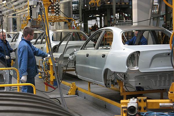 Перемога: Украина сократила выпуск автомобилей на 93% Перемога: Украина сократила выпуск автомобилей на 93%