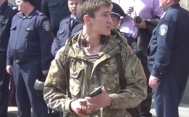 Харьков. Пикет Горсовета. 23 апреля 2014 г Харьков. Пикет Горсовета. 23 апреля 2014 г